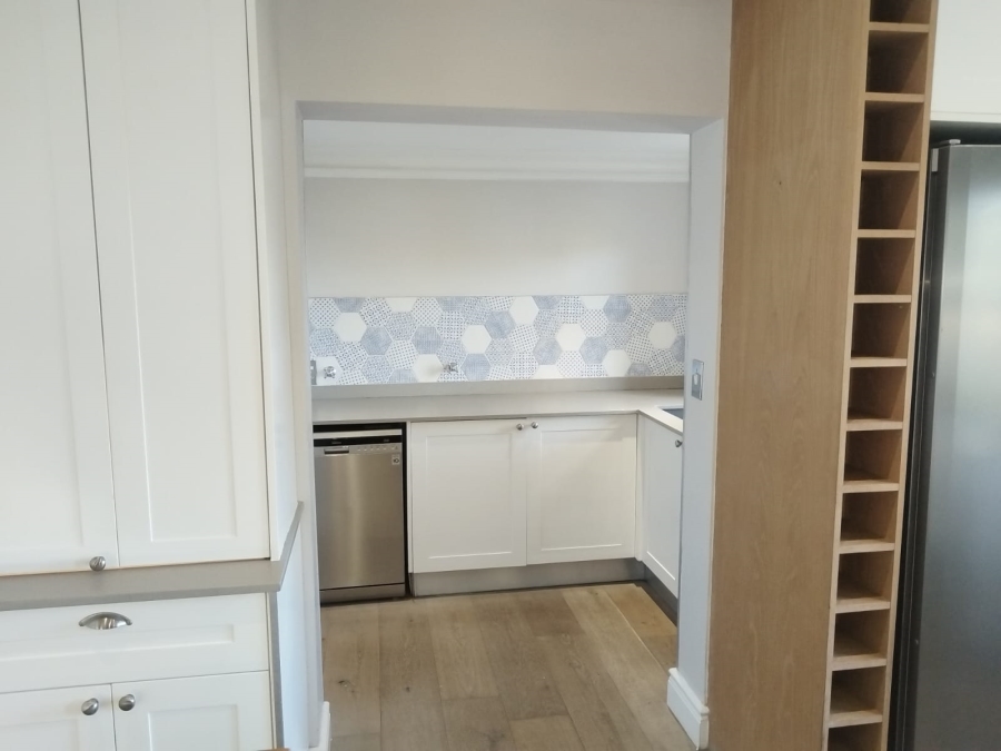 To Let 5 Bedroom Property for Rent in Ruyteplaats Western Cape